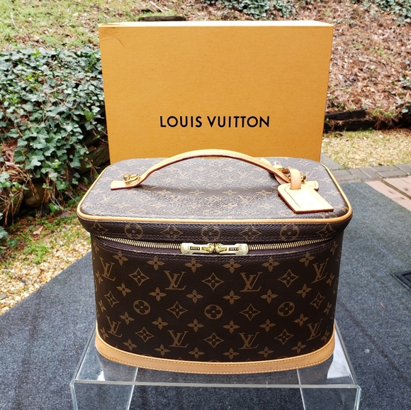 Louis Vuitton Handbags - Louis Vuitton 'Nice' Train Case